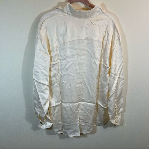 DONNI. Silky Button Down in Cream Creme XS NWT - Picture 10 of 12